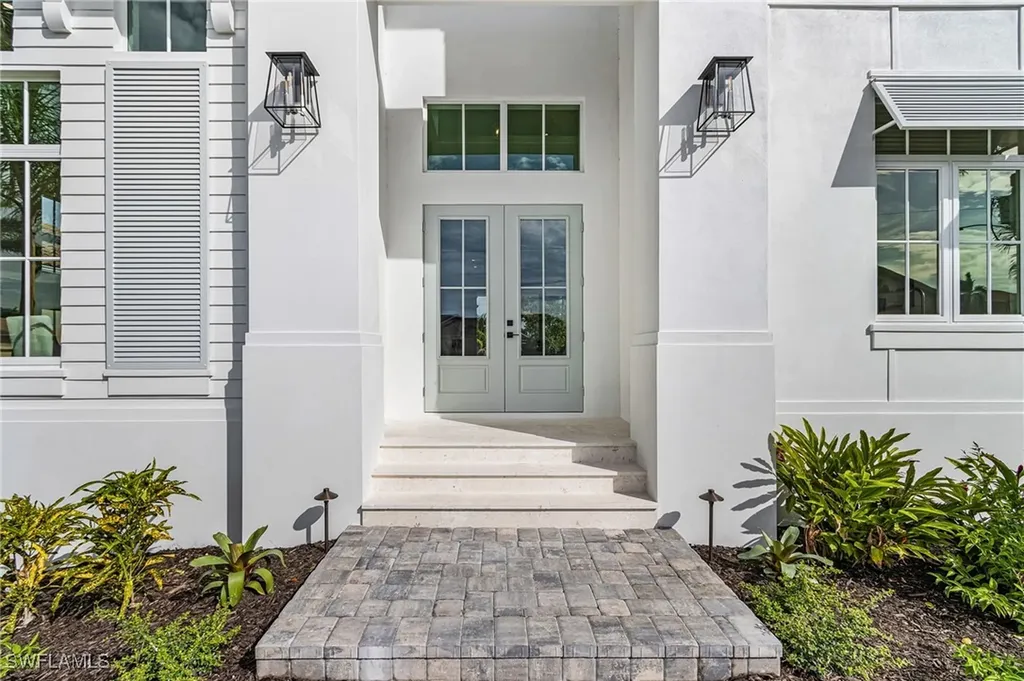 25 Covewood Court Marco Island FL 34145