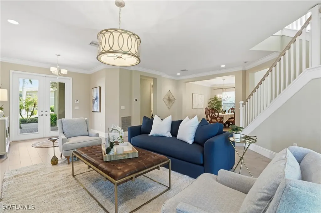 13768 Luna Drive Naples FL 34109