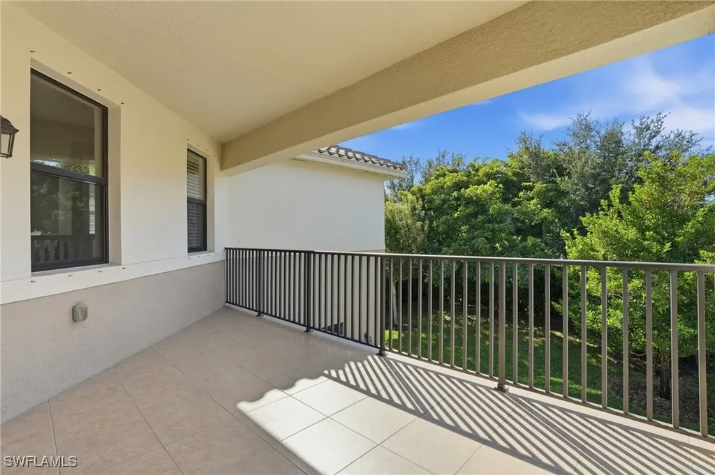 13768 Luna Drive Naples FL 34109