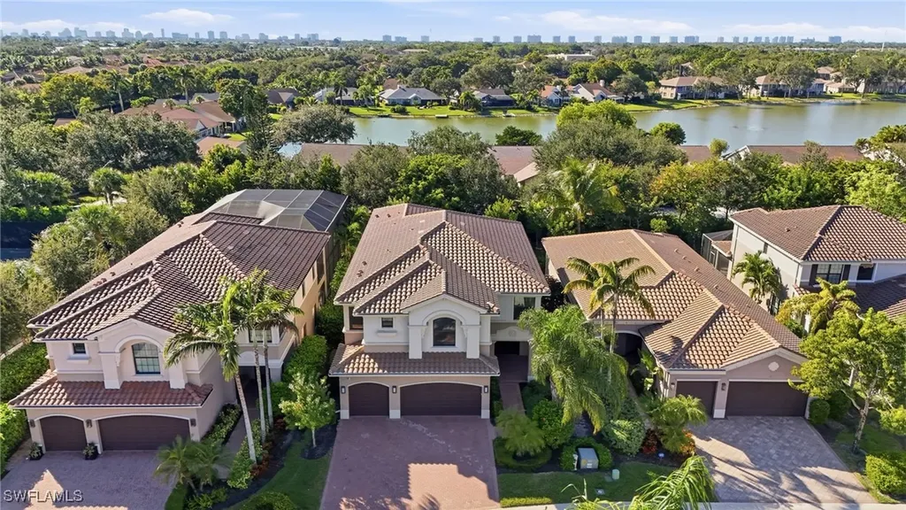 13768 Luna Drive Naples FL 34109