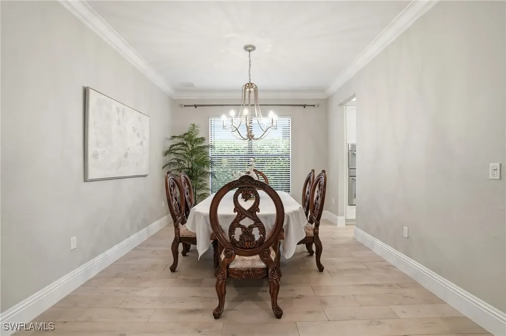 13768 Luna Drive Naples FL 34109