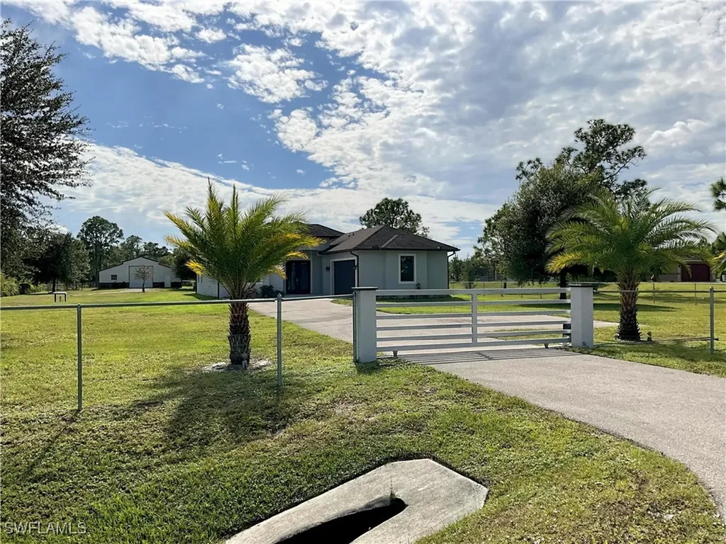 2360 37th Avenue NE Naples FL 34120