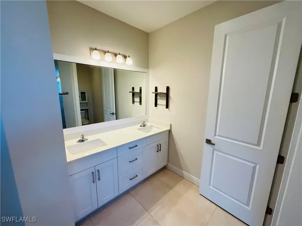 2360 37th Avenue NE Naples FL 34120