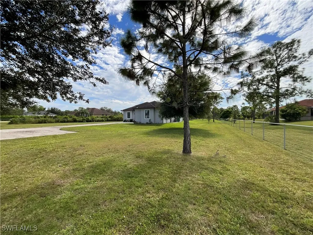 2360 37th Avenue NE Naples FL 34120