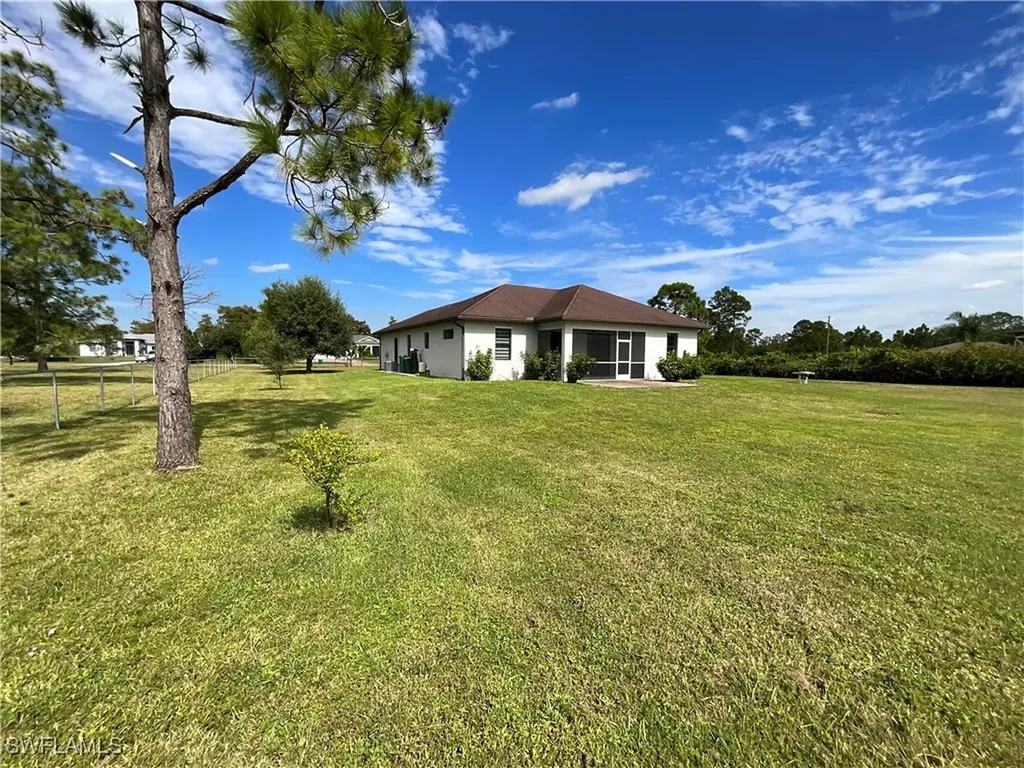 2360 37th Avenue NE Naples FL 34120