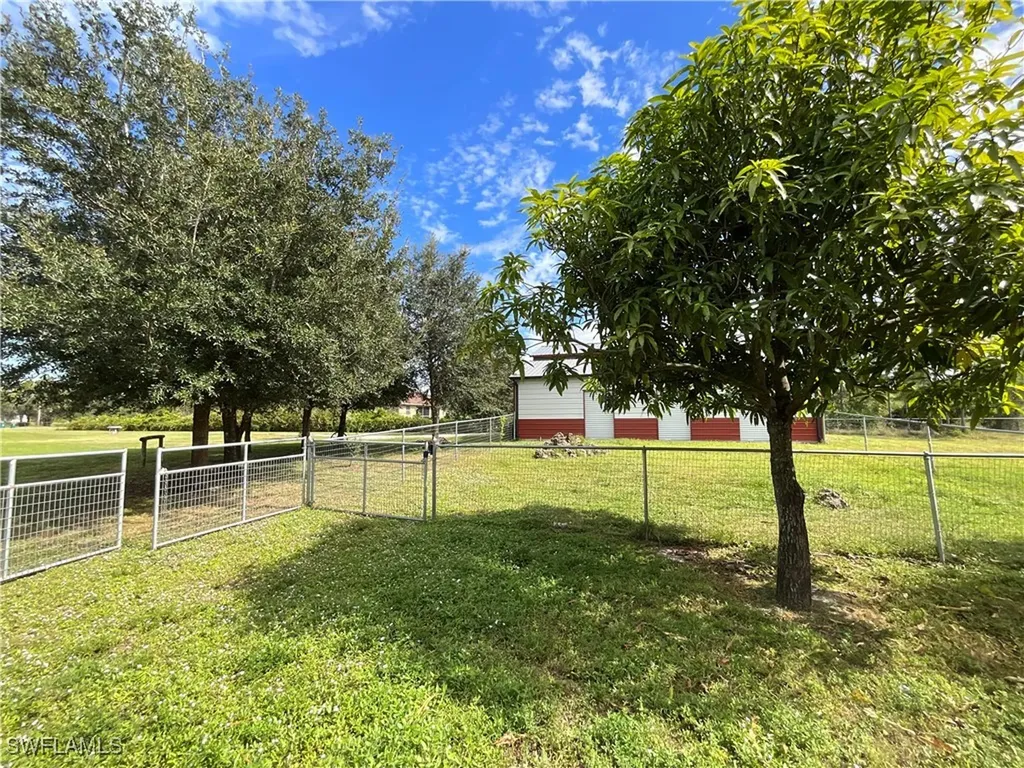 2360 37th Avenue NE Naples FL 34120