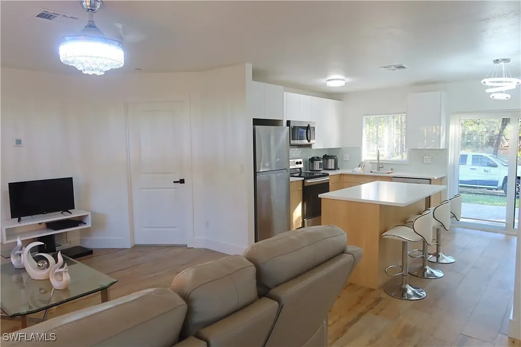 1740 20th Avenue NE Naples FL 34120