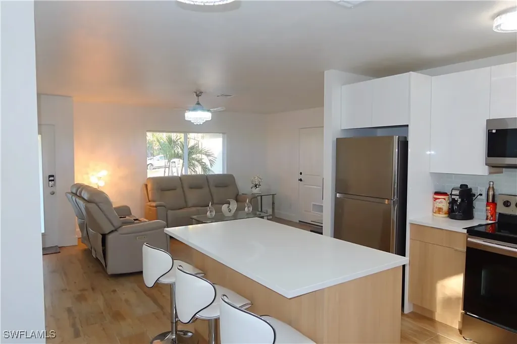 1740 20th Avenue NE Naples FL 34120
