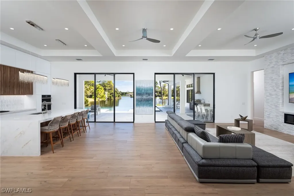 6590 Trail Boulevard Naples FL 34108