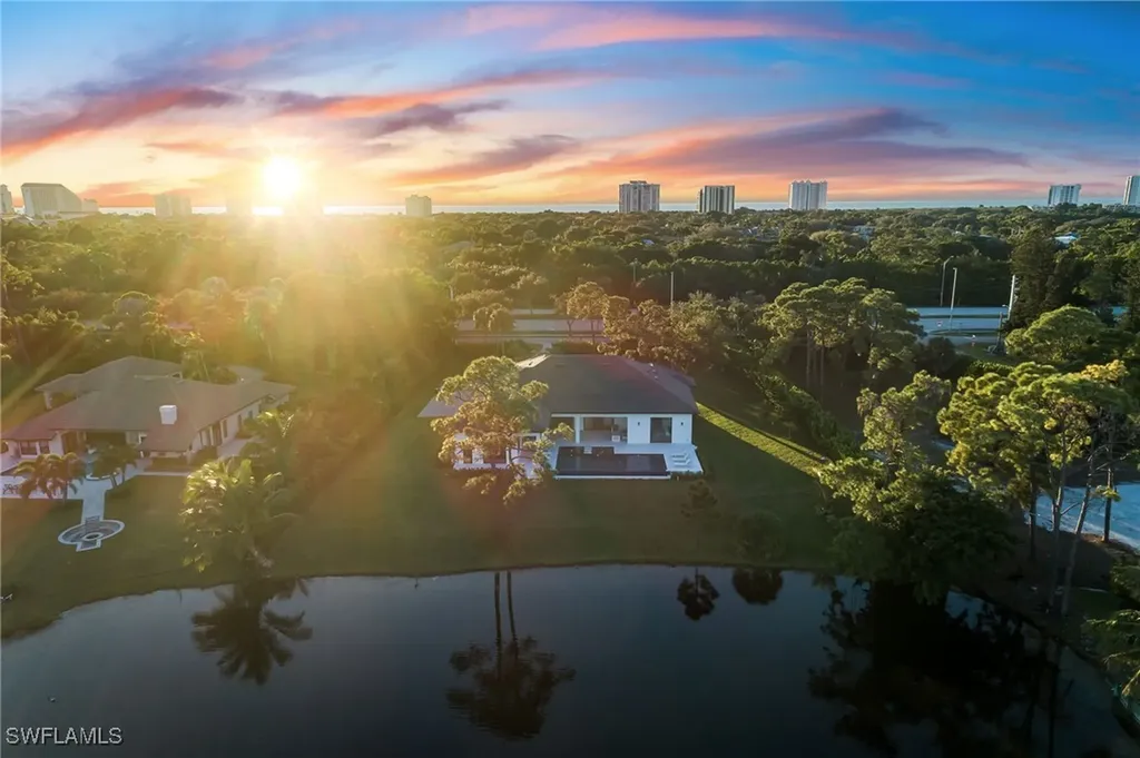 6590 Trail Boulevard Naples FL 34108