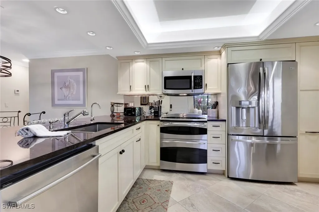 5250 Fox Hollow Drive Naples FL 34104