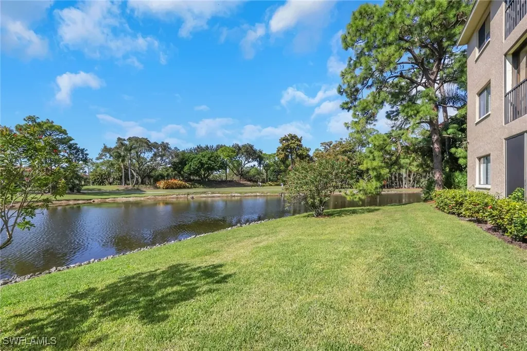 5250 Fox Hollow Drive Naples FL 34104