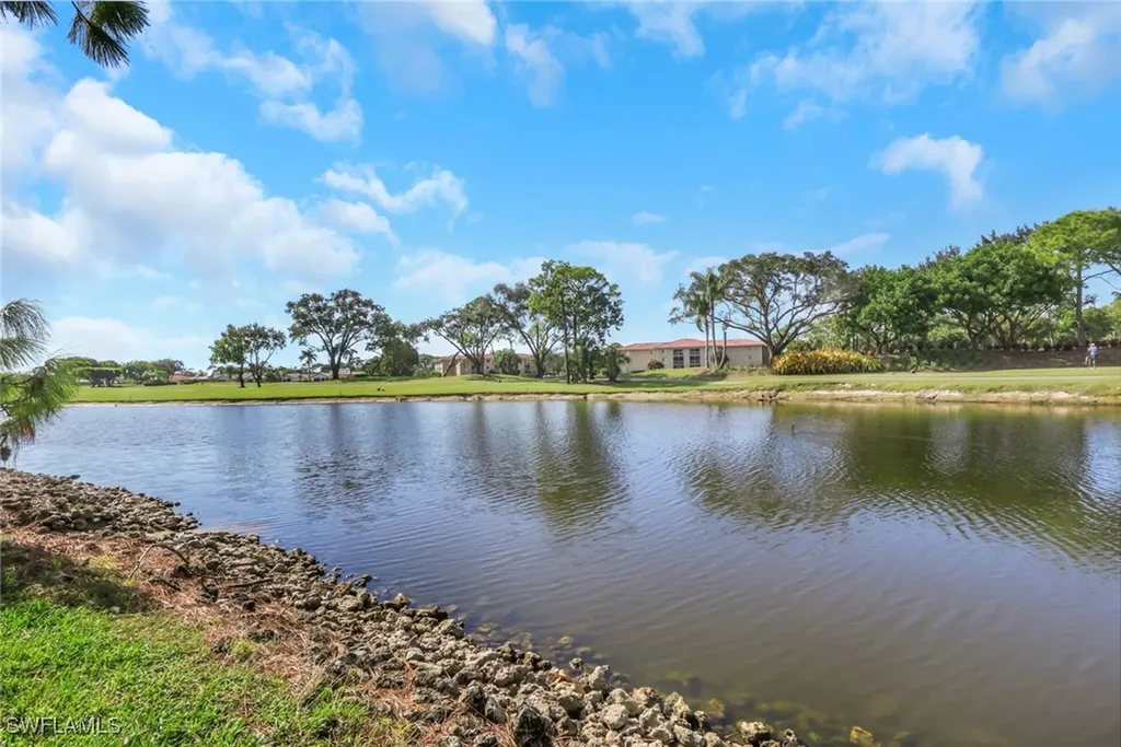 5250 Fox Hollow Drive Naples FL 34104