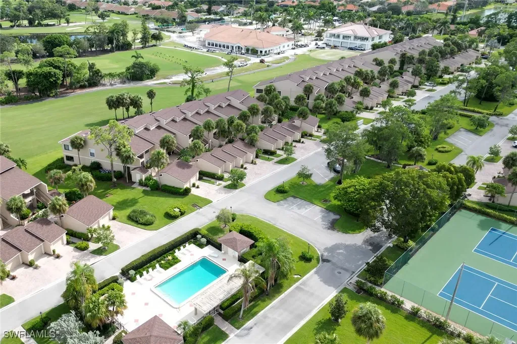 5250 Fox Hollow Drive Naples FL 34104