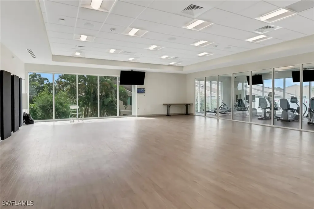 5250 Fox Hollow Drive Naples FL 34104