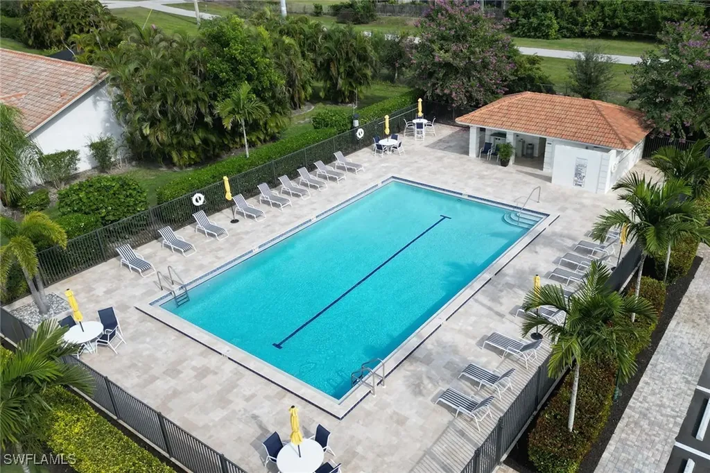 5250 Fox Hollow Drive Naples FL 34104
