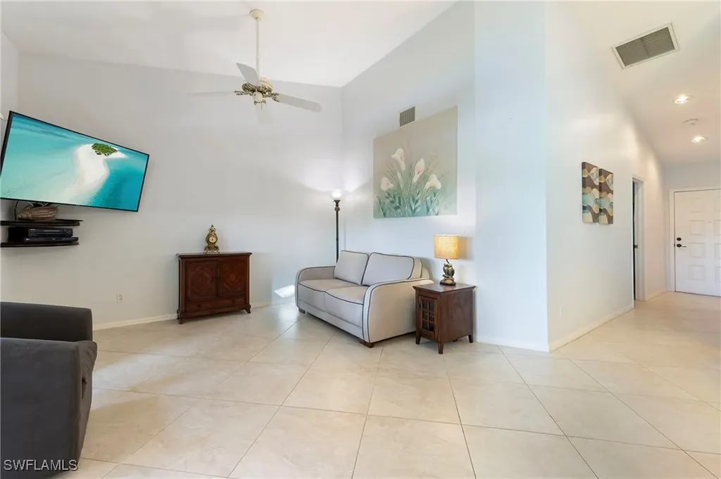 3340 Erick Lake Drive Naples FL 34109