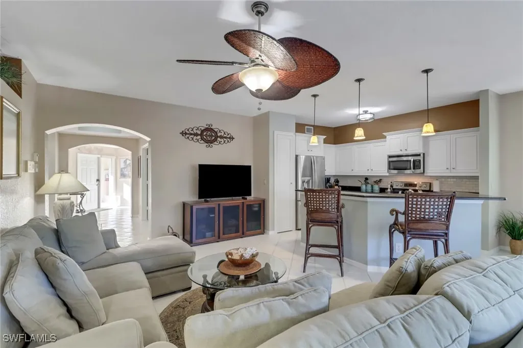 5325 Andover Drive Naples FL 34110