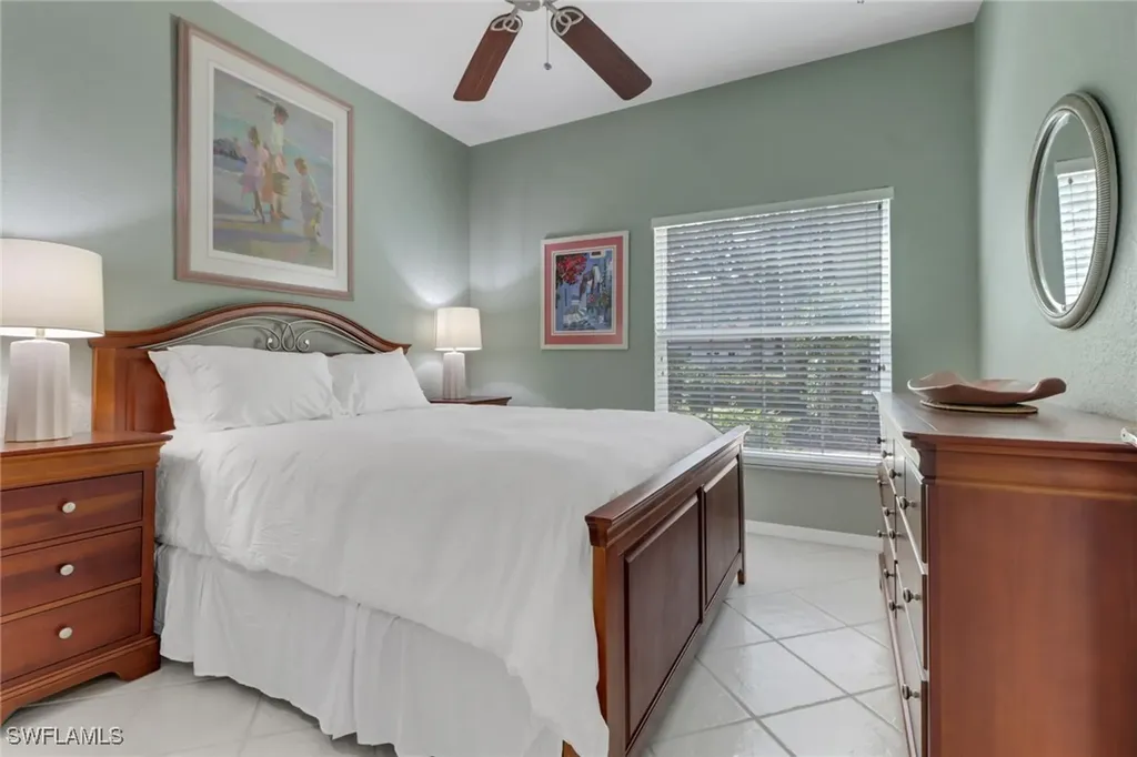 5325 Andover Drive Naples FL 34110