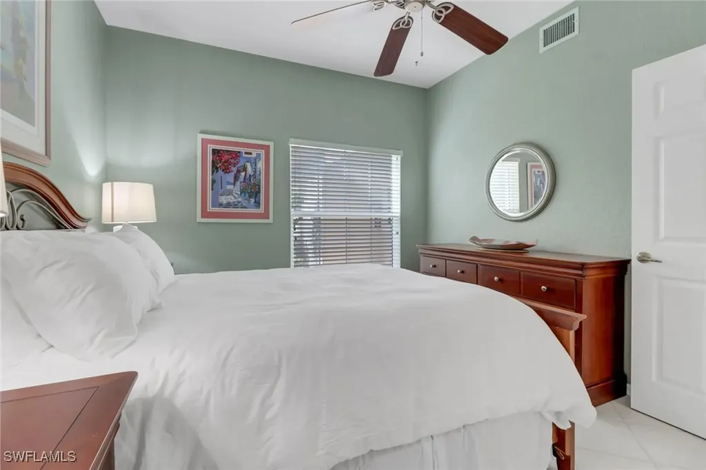 5325 Andover Drive Naples FL 34110
