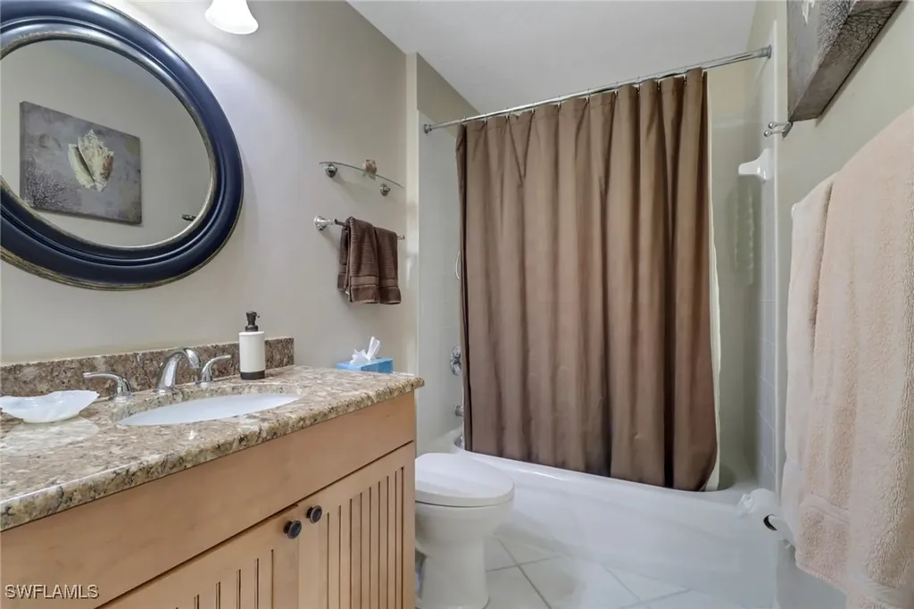 5325 Andover Drive Naples FL 34110