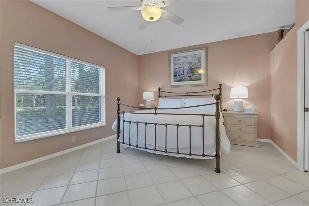 5325 Andover Drive Naples FL 34110