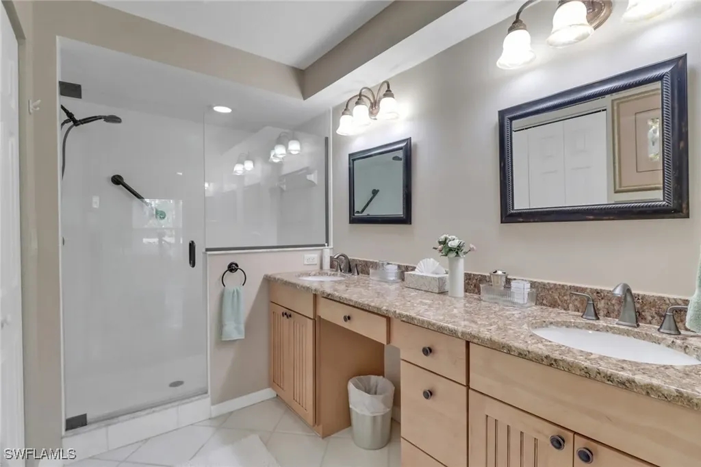 5325 Andover Drive Naples FL 34110