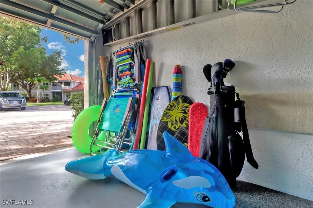 5325 Andover Drive Naples FL 34110