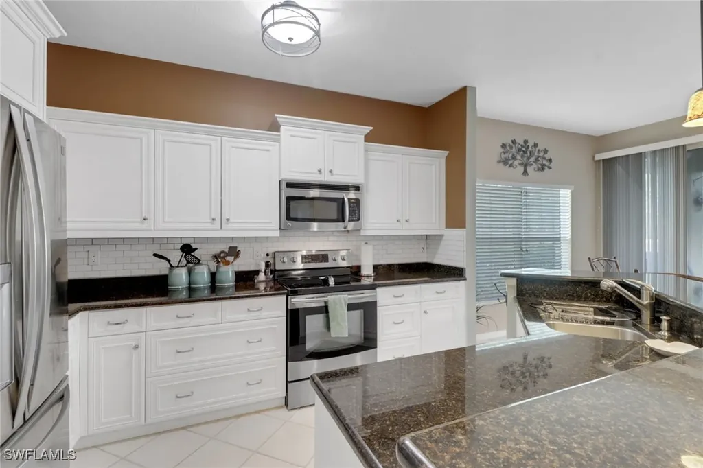 5325 Andover Drive Naples FL 34110