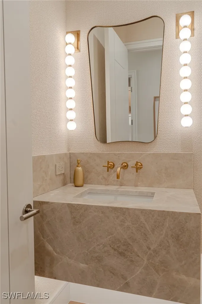 777 Broad Court S Naples FL 34102