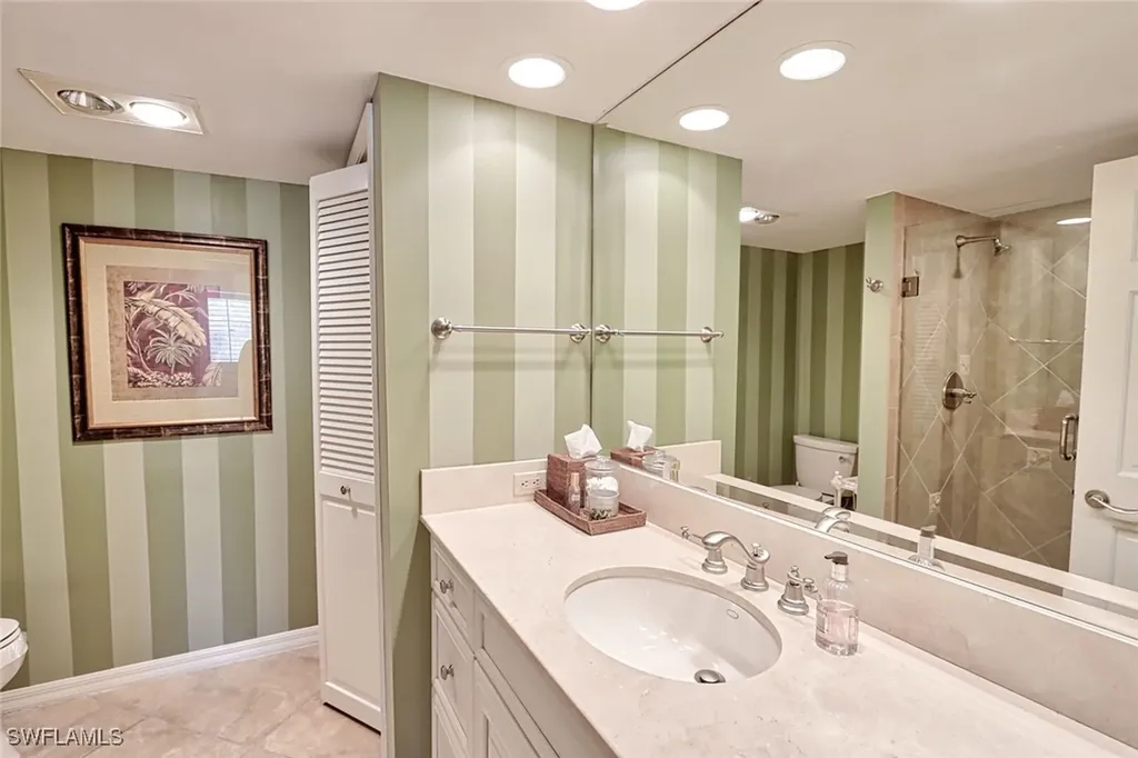 3483 Gulf Shore Boulevard N Naples FL 34103