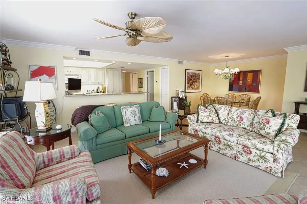 3483 Gulf Shore Boulevard N Naples FL 34103