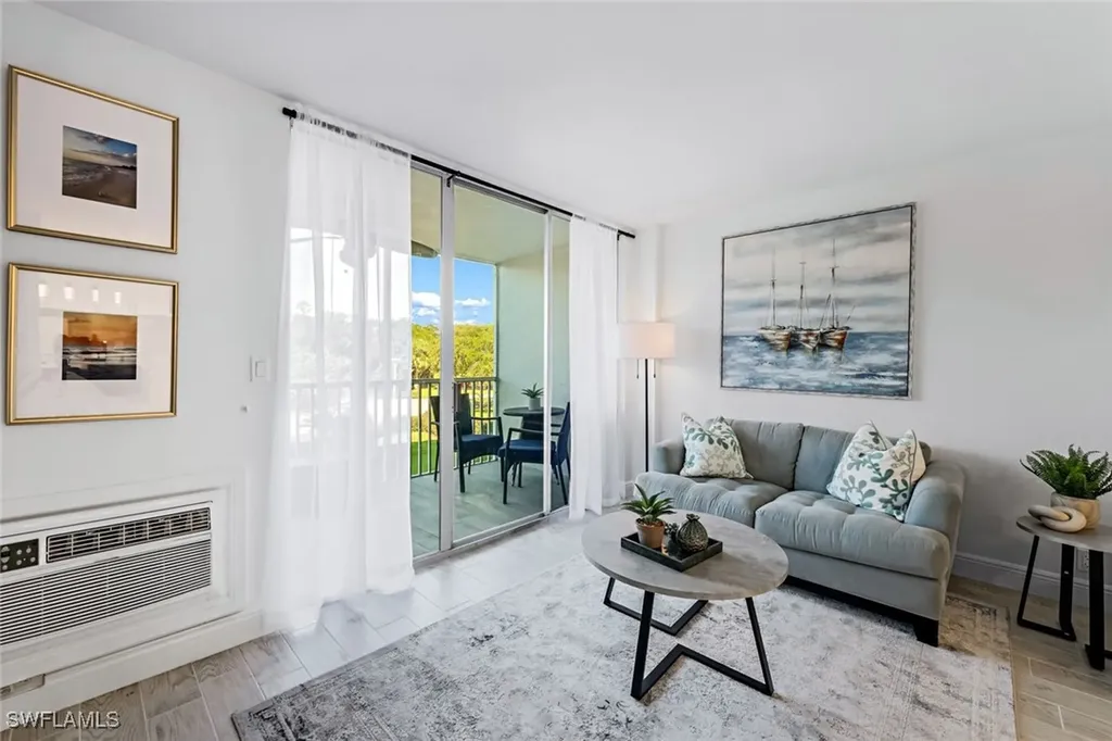 5 Bluebill Avenue Naples FL 34108