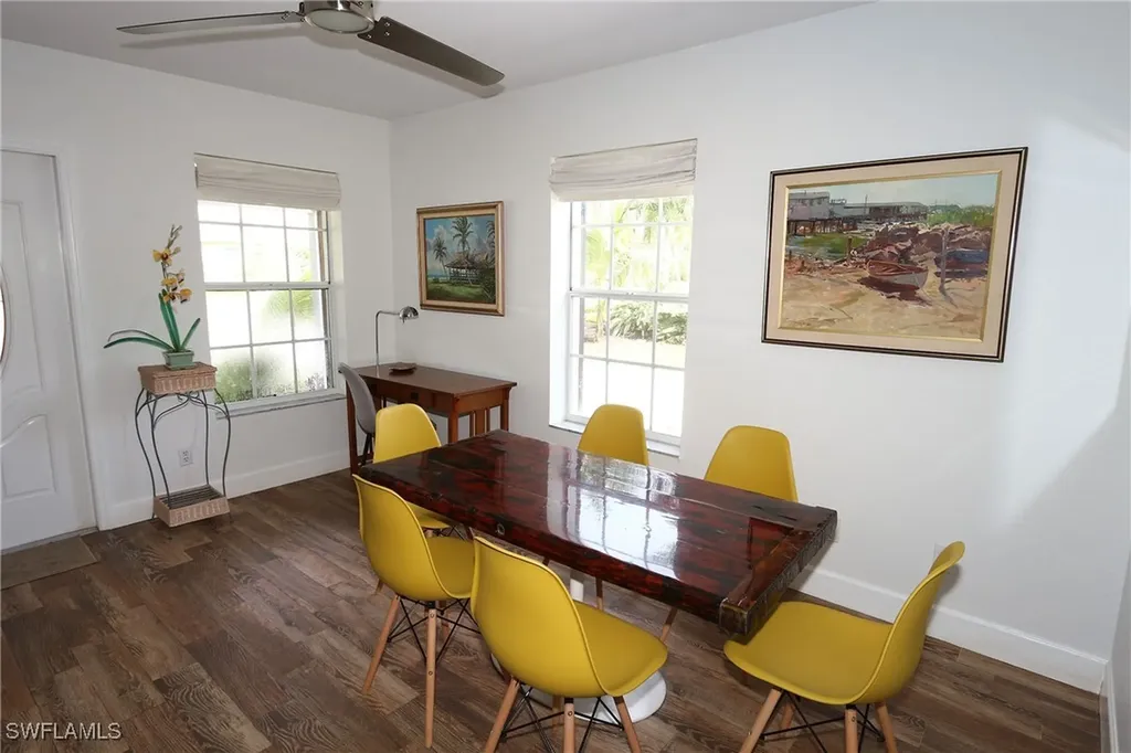 714 11th Street N Naples FL 34102