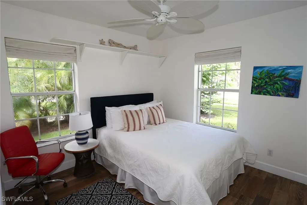 714 11th Street N Naples FL 34102
