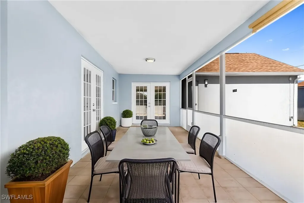 1715 NE 2nd Avenue Cape Coral FL 33909