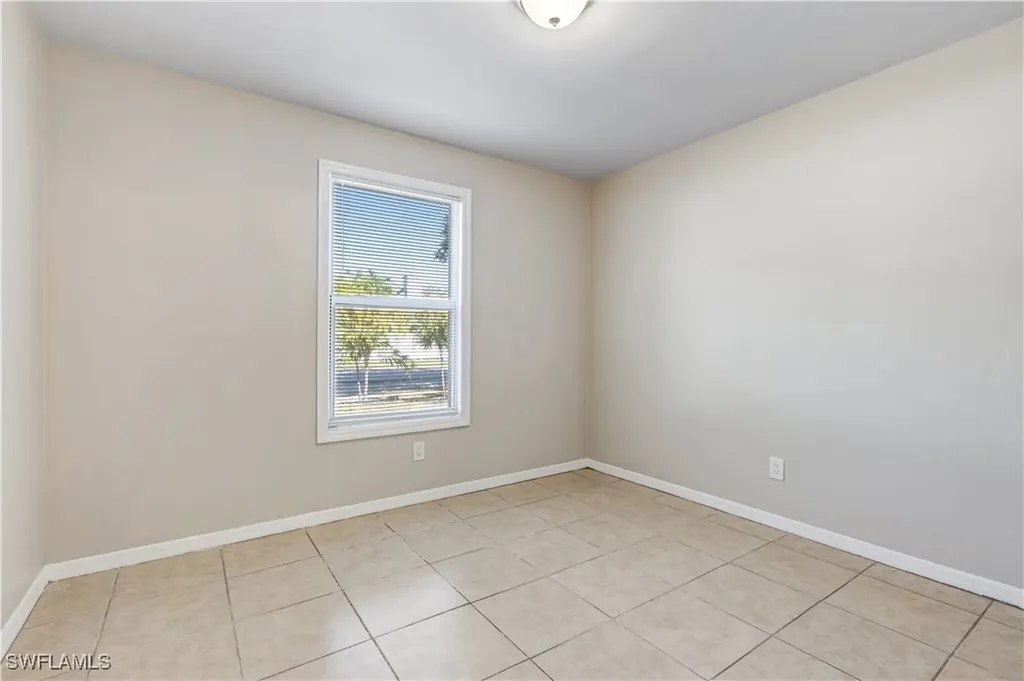 5453 16th Place SW Naples FL 34116