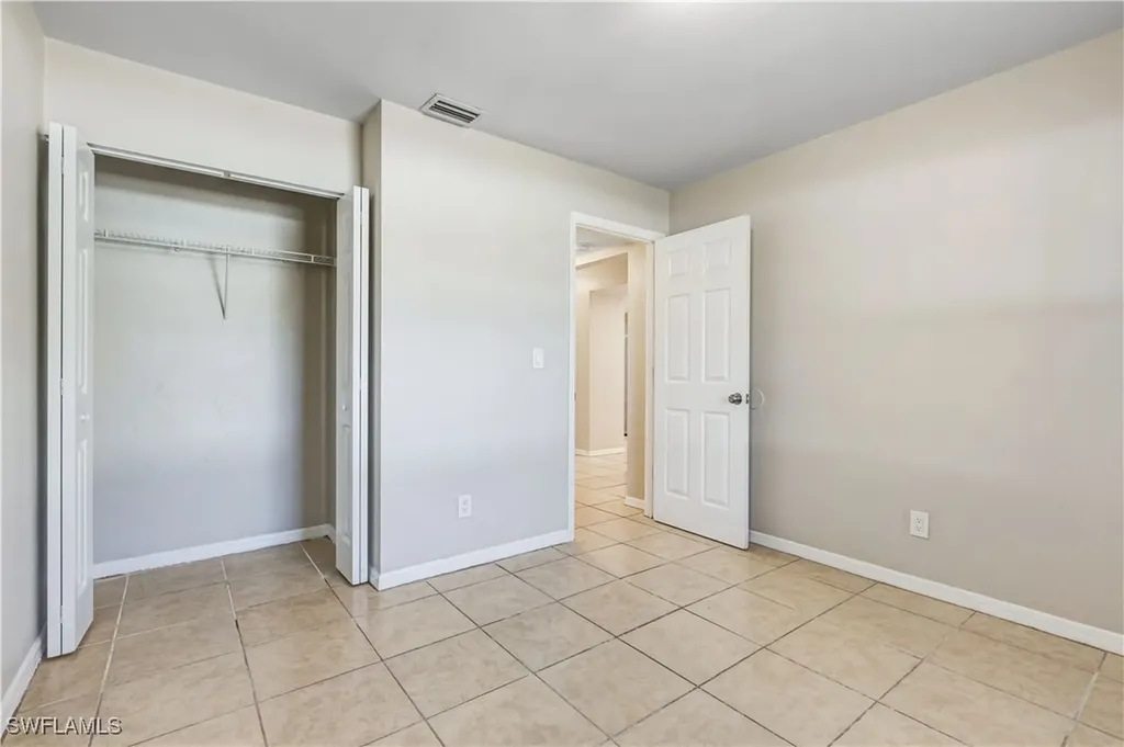 5453 16th Place SW Naples FL 34116