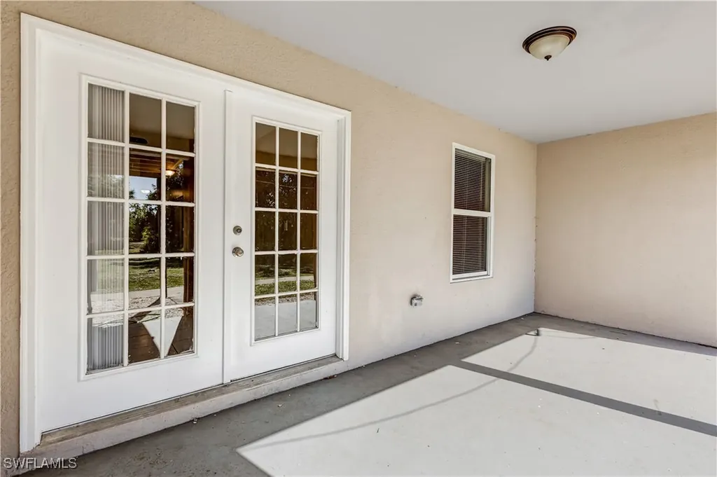 5453 16th Place SW Naples FL 34116