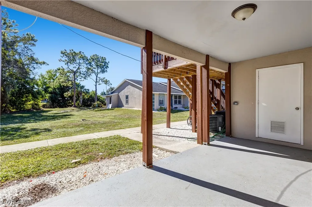 5453 16th Place SW Naples FL 34116