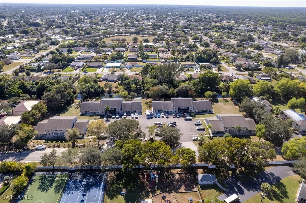 5453 16th Place SW Naples FL 34116