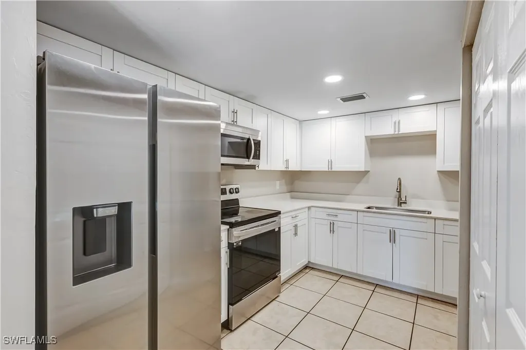 5453 16th Place SW Naples FL 34116
