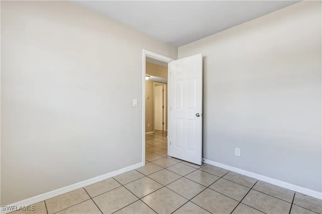 5453 16th Place SW Naples FL 34116