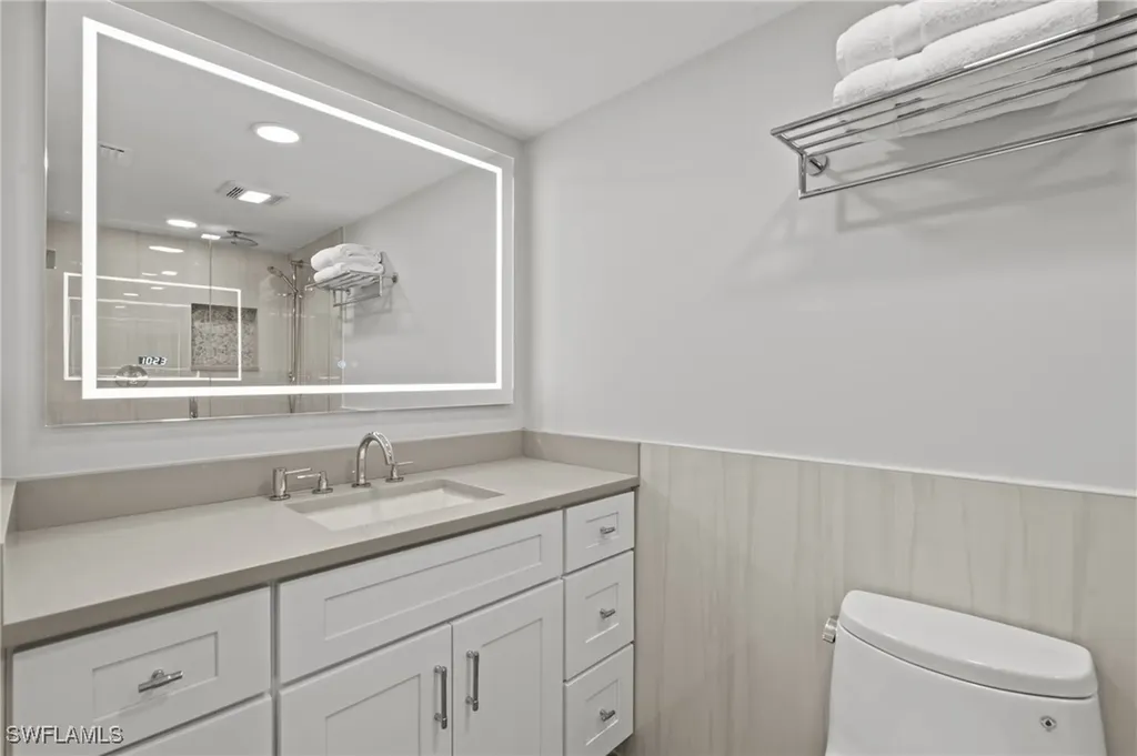 3200 Gulf Shore Boulevard N Naples FL 34103