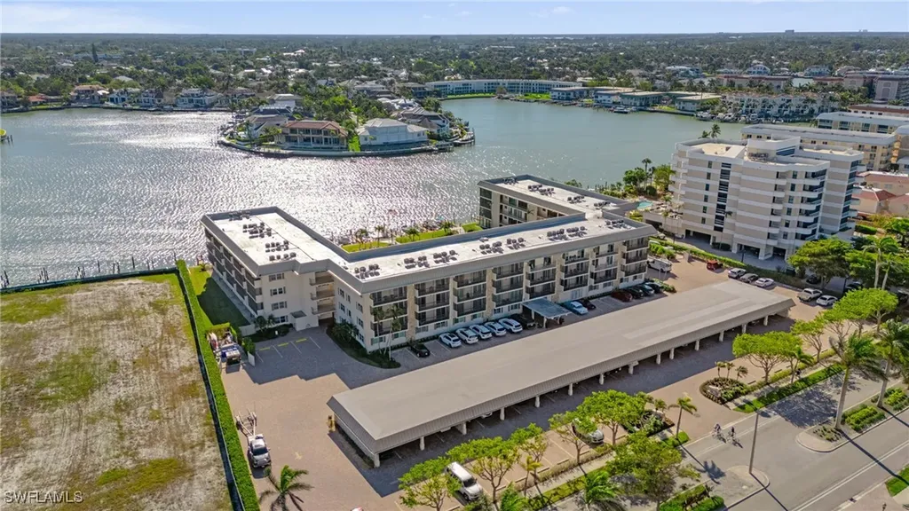 3200 Gulf Shore Boulevard N Naples FL 34103