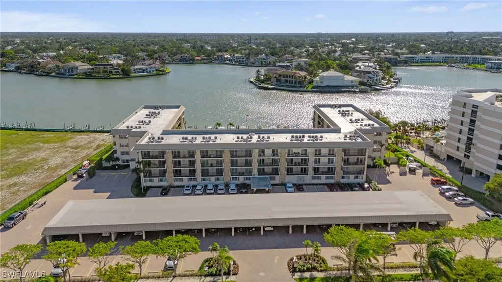 3200 Gulf Shore Boulevard N Naples FL 34103