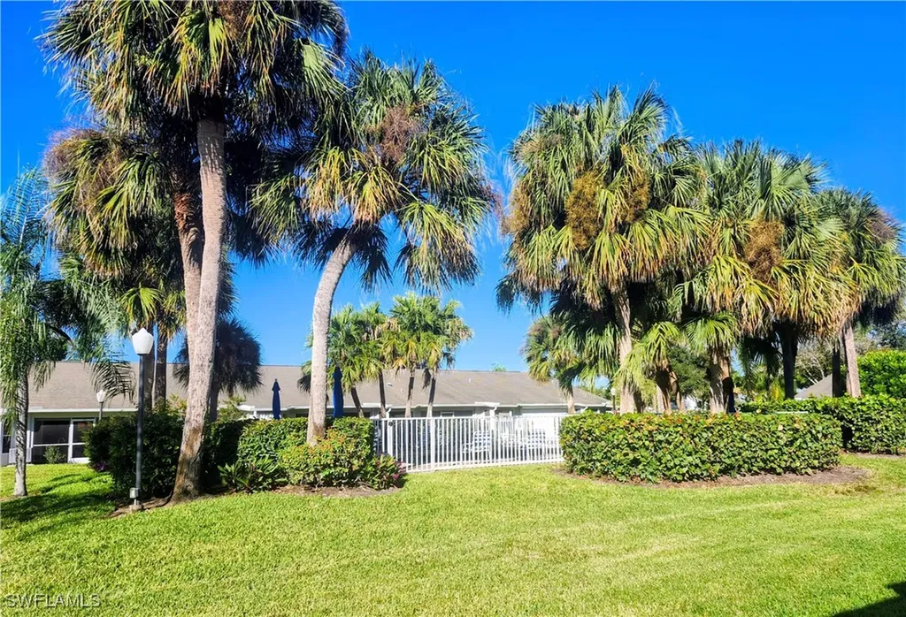 10188 Regent Circle Naples FL 34109