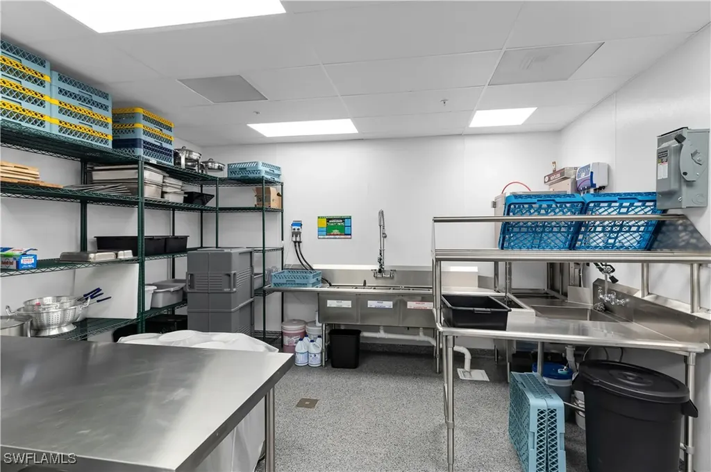 6901 Hendry Creek Drive Fort Myers FL 33908