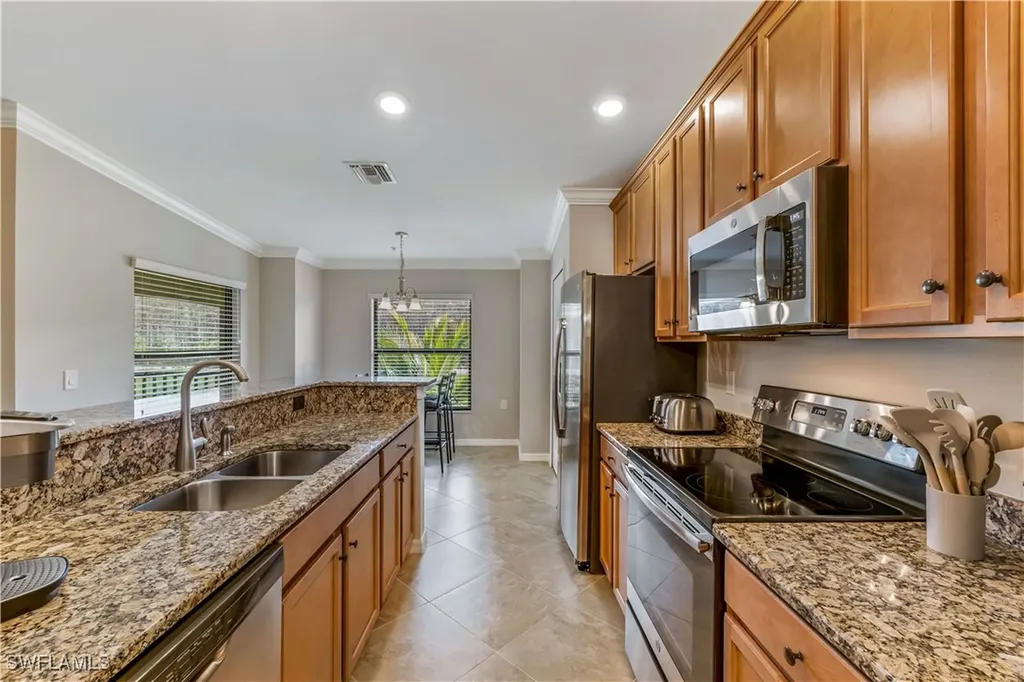 28041 Bridgetown Court Bonita Springs FL 34135