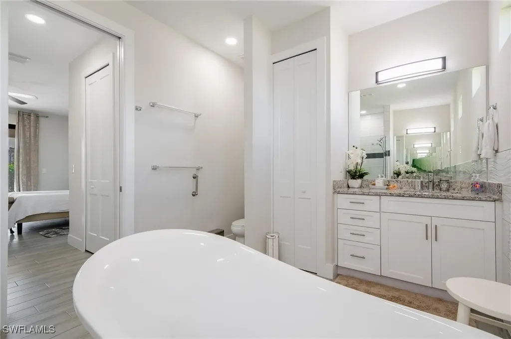 4665 Keylargo Lane Bonita Springs FL 34134